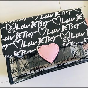 Betsey Johnson Luv Pink Heart Purse